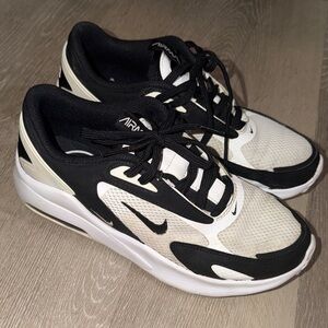 Nike Air Max Black and Cream Sneakers